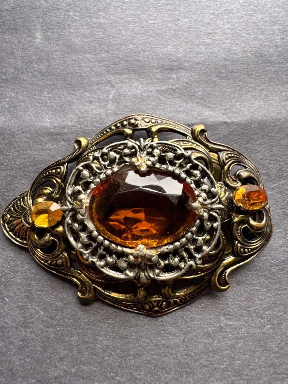 Antique-Style Amber Glass Gem Shoe Clip